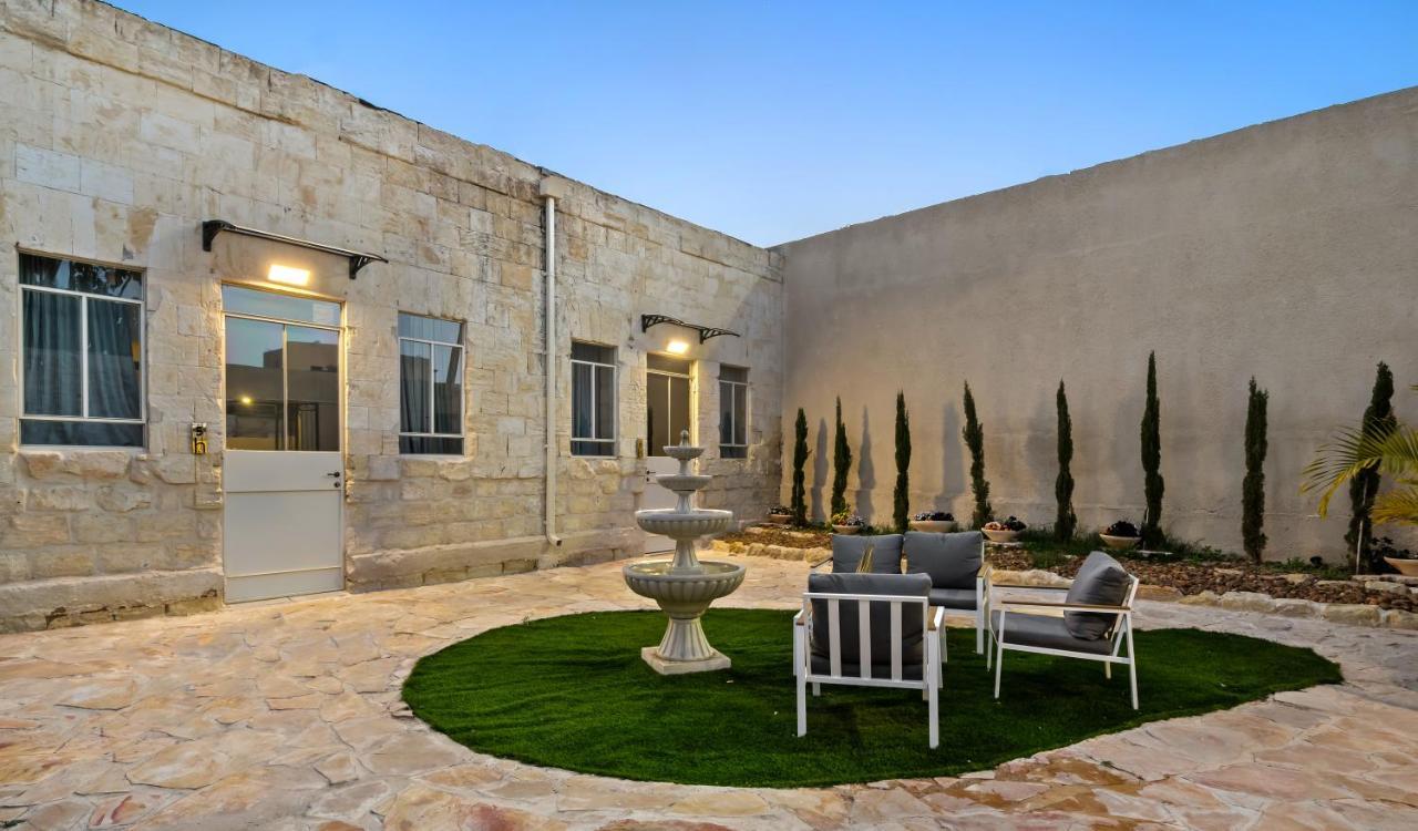 Helios Boutique By La Finca Hotels Beersheba Esterno foto