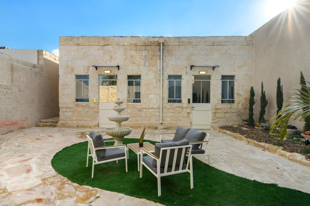 Helios Boutique By La Finca Hotels Beersheba Esterno foto